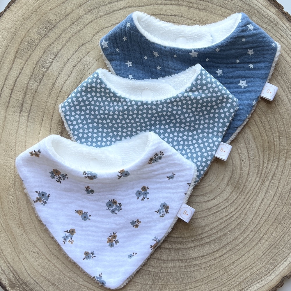 Bavoir bandana pour bébé fait main à Lille- Bonheur enfantin