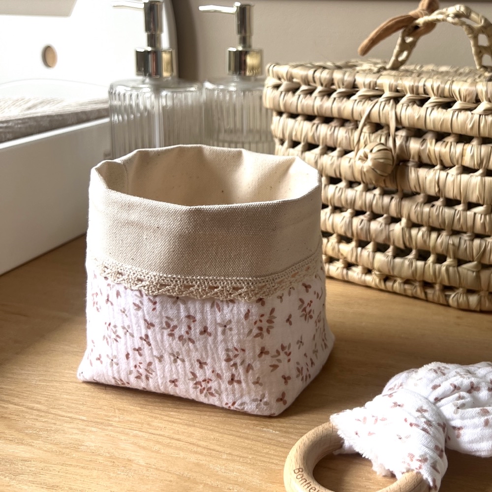 Petite malle de rangement pour bébé - Bonheur enfantin