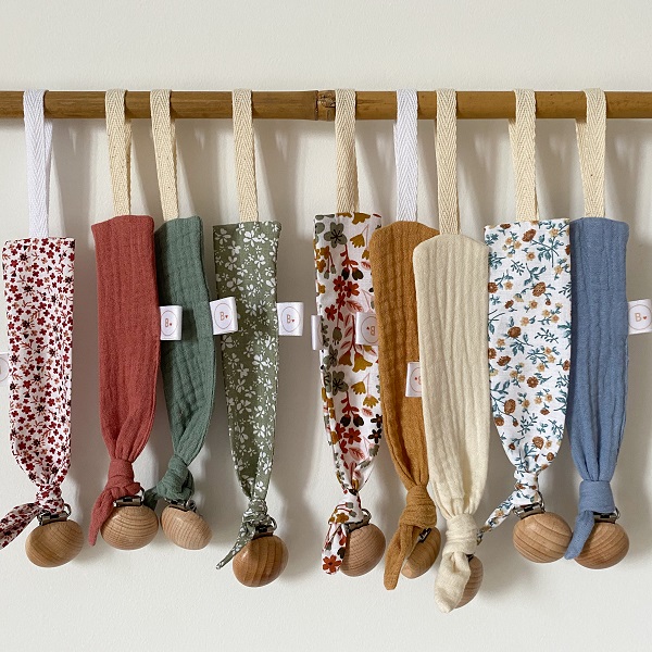 Attache Tetine Bebe Tissu Au Choix Bonheur Enfantin Attache Tetine Bebe Tissu Au Choix Bonheur Enfantin